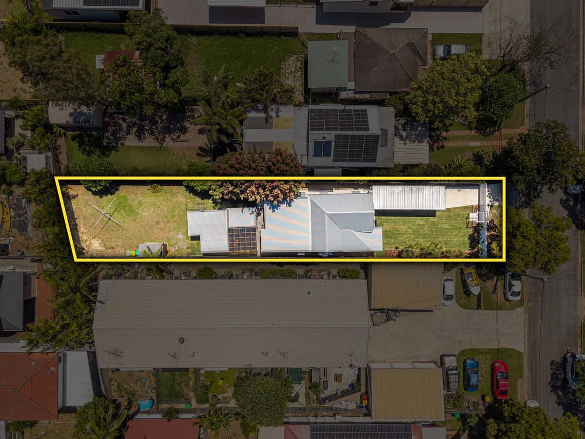 13 Short Street, WOODY POINT - Thumbnail 23