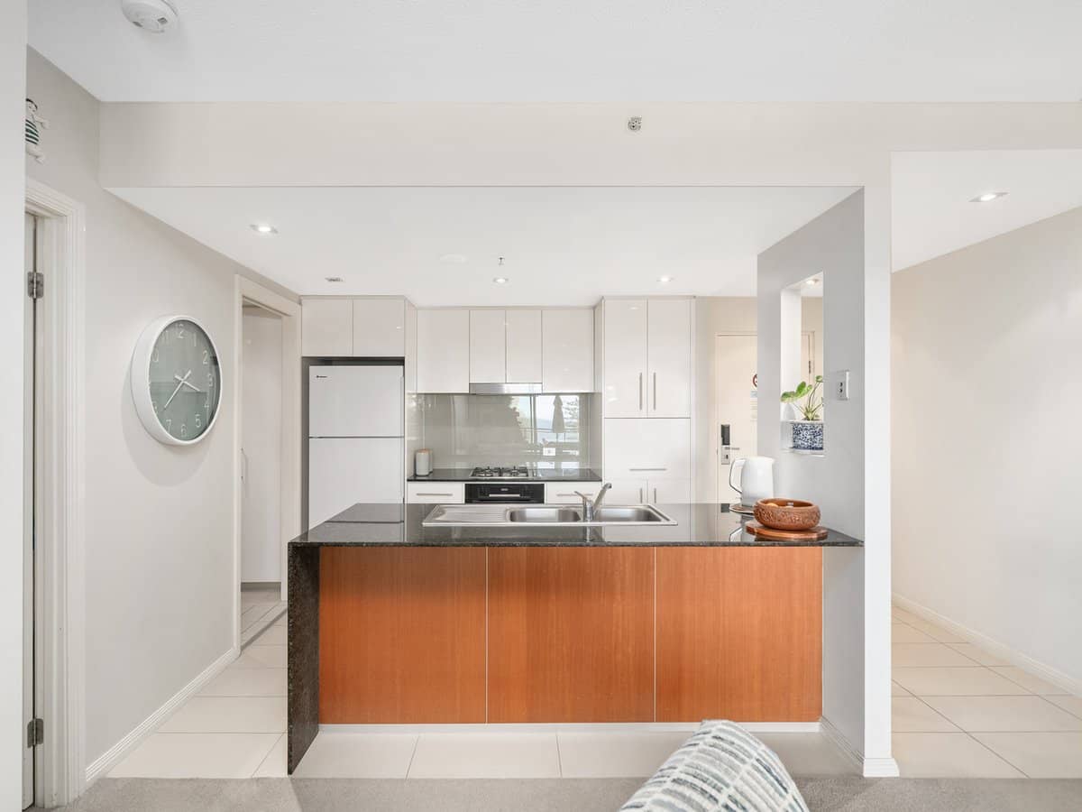 185 Redcliffe Parade, REDCLIFFE - Thumbnail 6