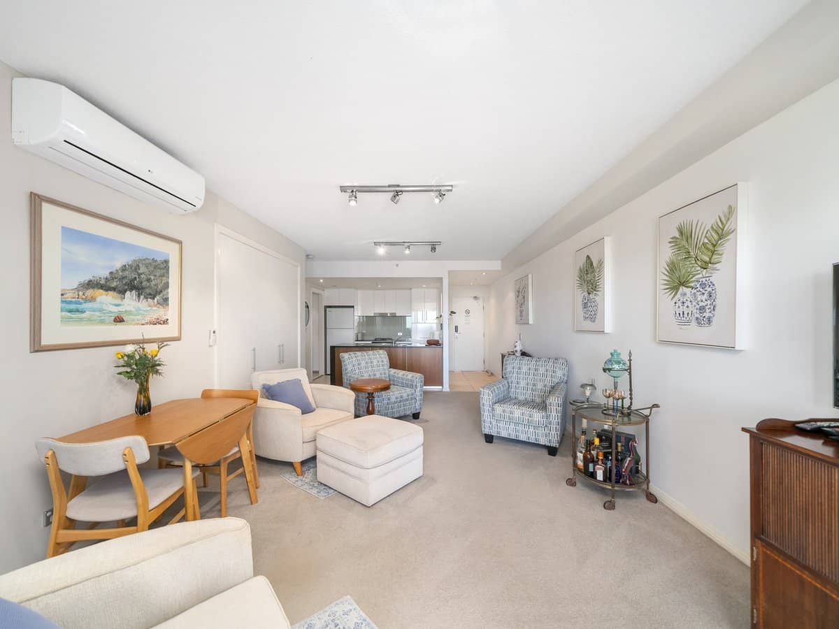 185 Redcliffe Parade, REDCLIFFE - Thumbnail 17