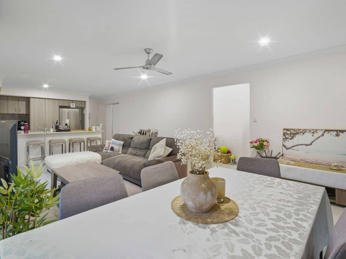 44 Haven Drive, HOLMVIEW - Thumbnail 3