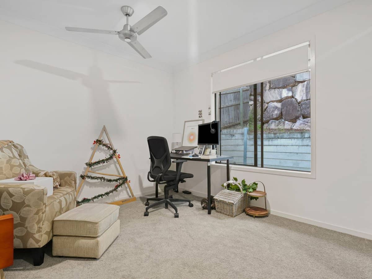 44 Haven Drive, HOLMVIEW - Thumbnail 11