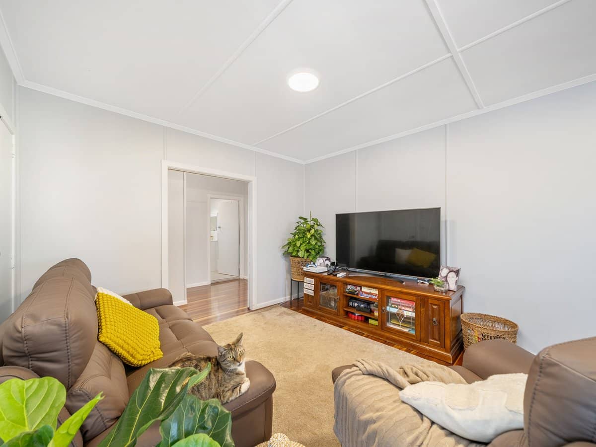 24 Bradley Road, CLONTARF - Thumbnail 3