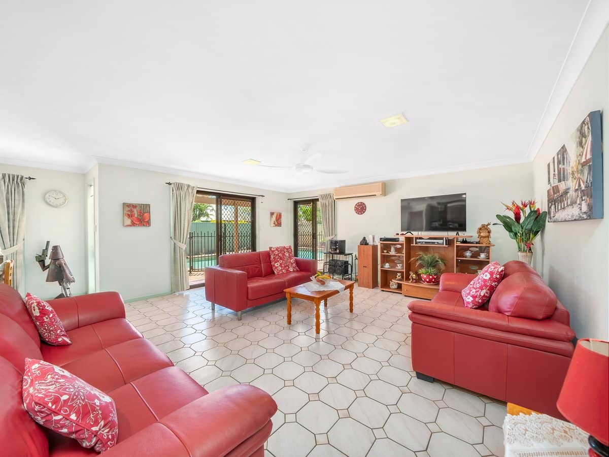 18 Featherstone Street, KIPPA-RING - Thumbnail 5