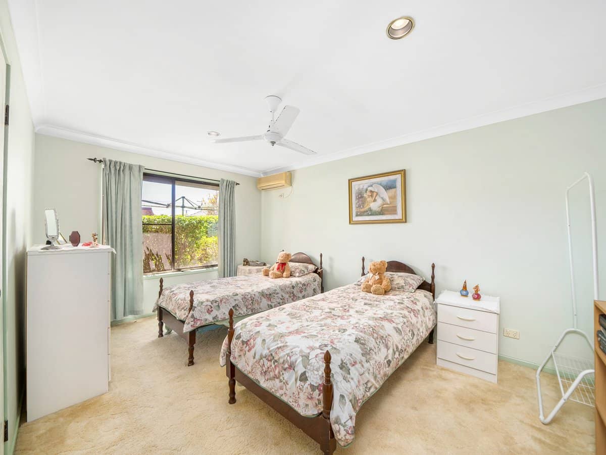 18 Featherstone Street, KIPPA-RING - Thumbnail 21