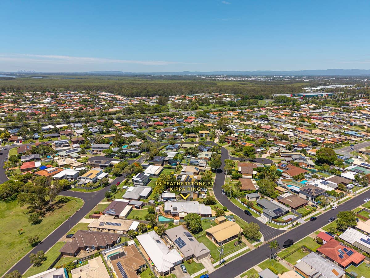 18 Featherstone Street, KIPPA-RING - Thumbnail 26