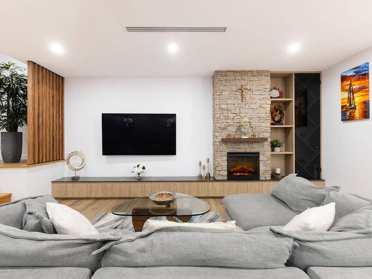 11 Brushwood Drive, PARKWOOD - Thumbnail 19