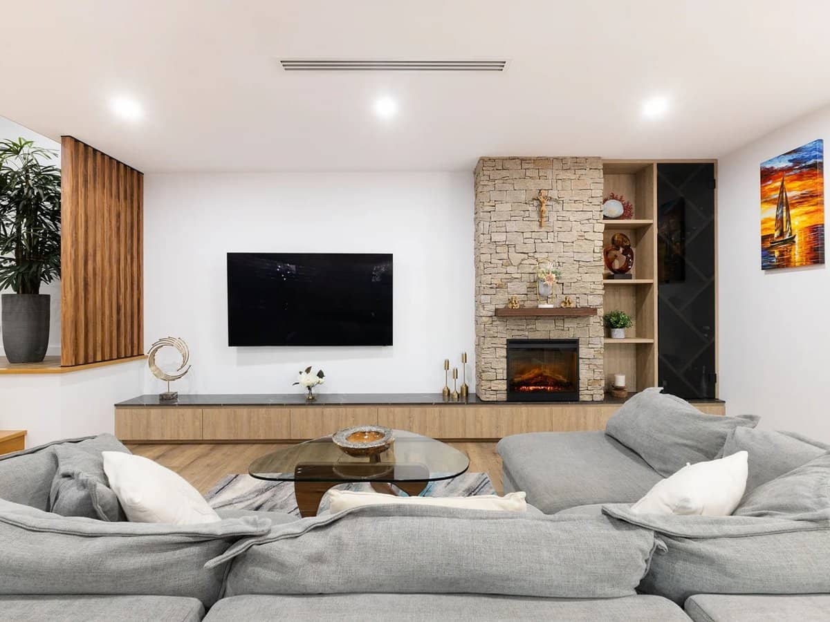 11 Brushwood Drive, PARKWOOD - Thumbnail 9