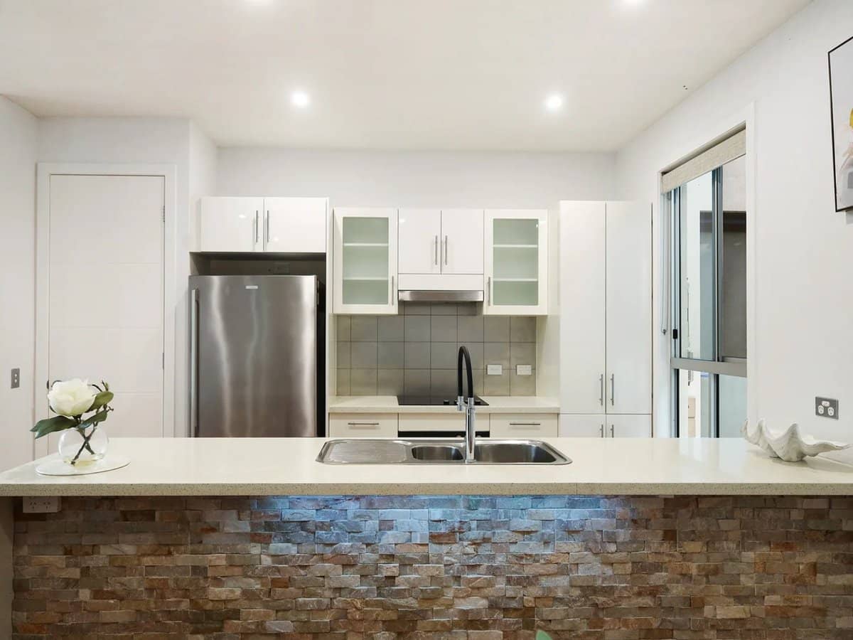 11 Brushwood Drive, PARKWOOD - Thumbnail 18