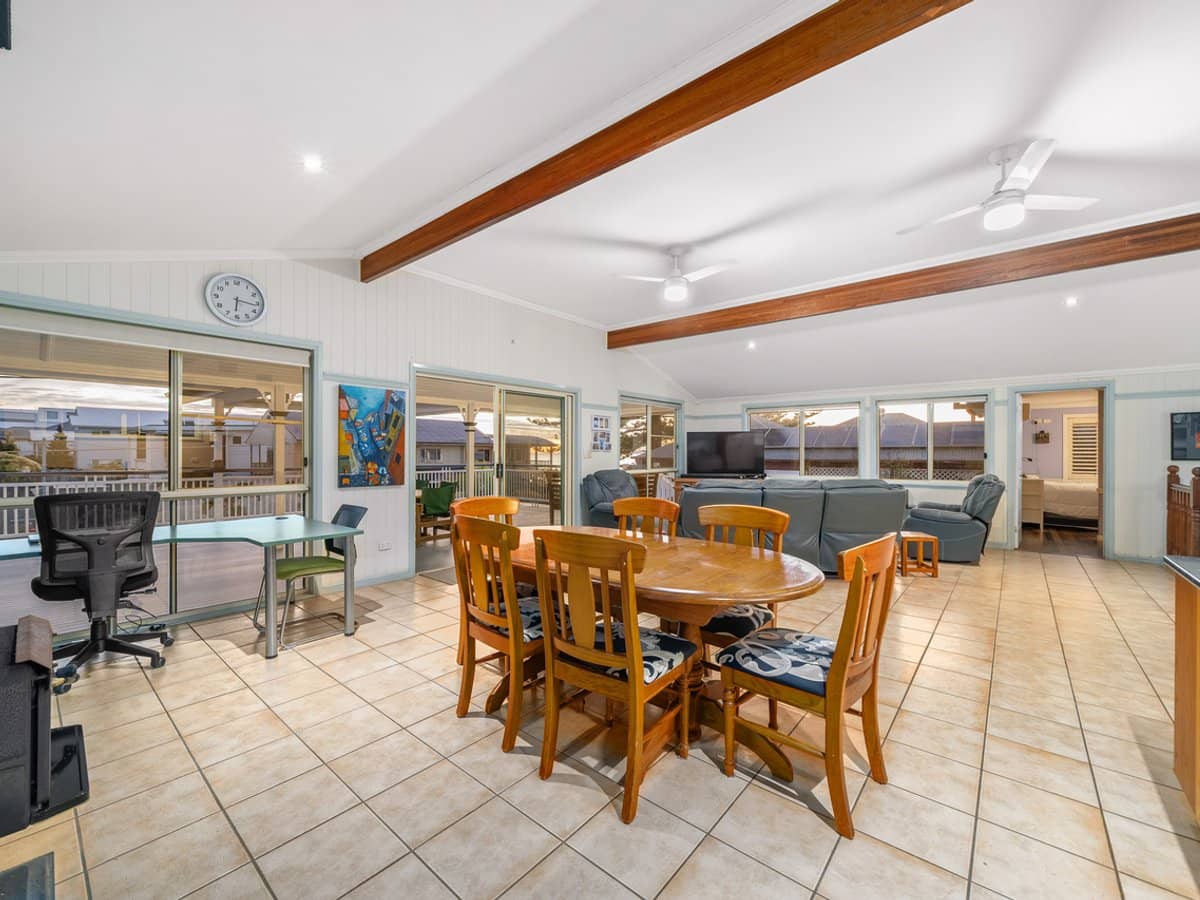 3 Shields Street, REDCLIFFE - Thumbnail 7