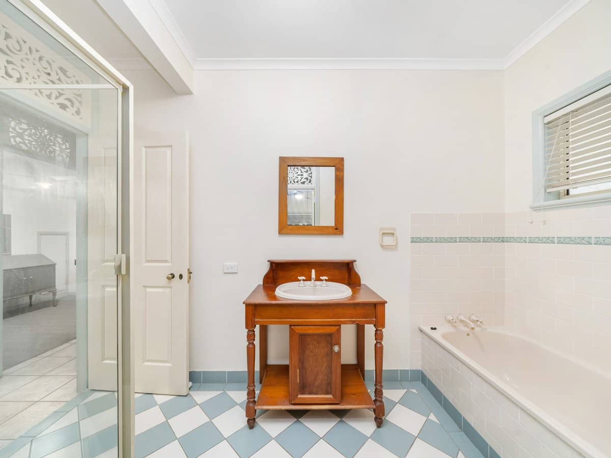 3 Shields Street, REDCLIFFE - Thumbnail 18