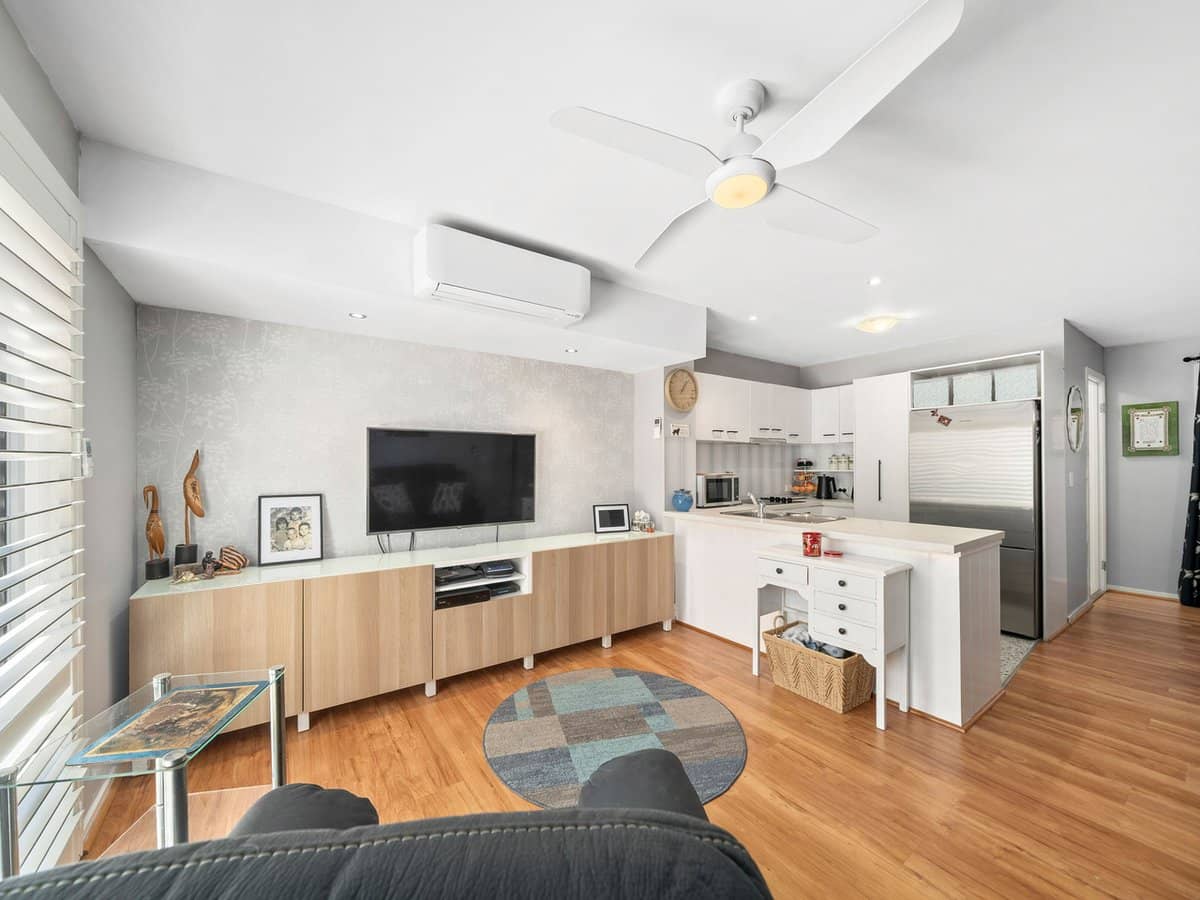 126-130 Turner Street, Scarborough - Thumbnail 2