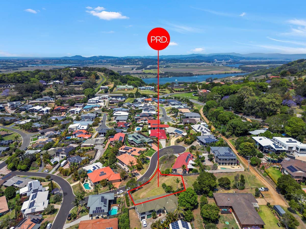 10 Kerry Court, BANORA POINT - Thumbnail 7