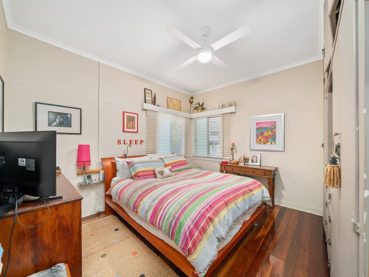 14 Rock Street, SCARBOROUGH - Thumbnail 14