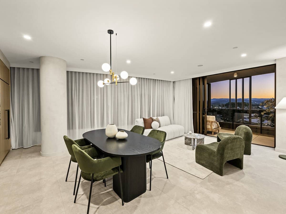 58 The Esplanade, Burleigh Heads - Thumbnail 5