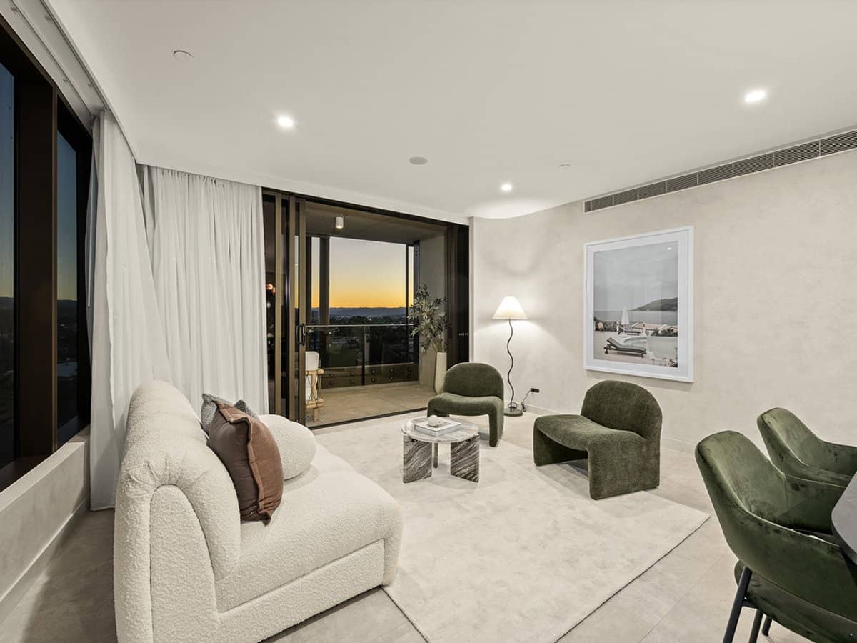 58 The Esplanade, Burleigh Heads - Thumbnail 12