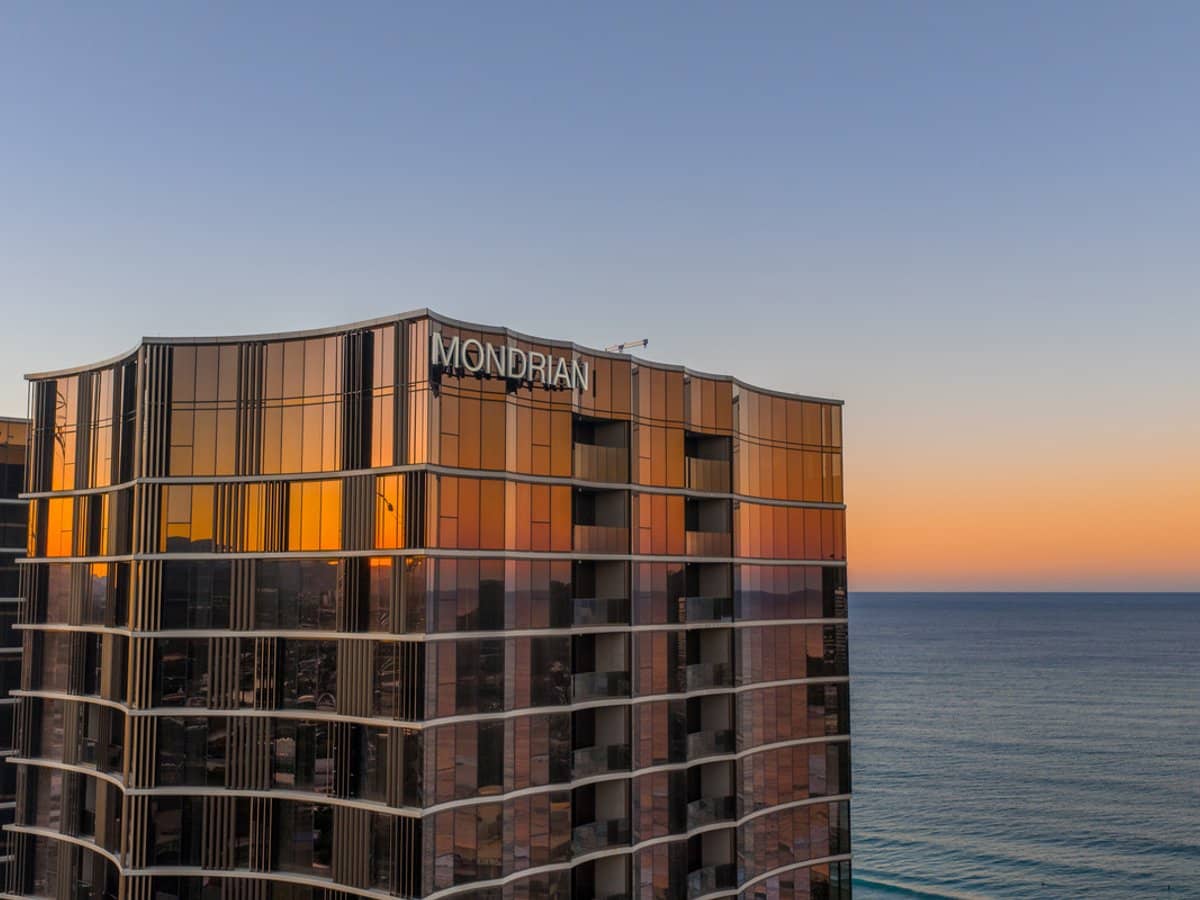58 The Esplanade, Burleigh Heads - Thumbnail 28