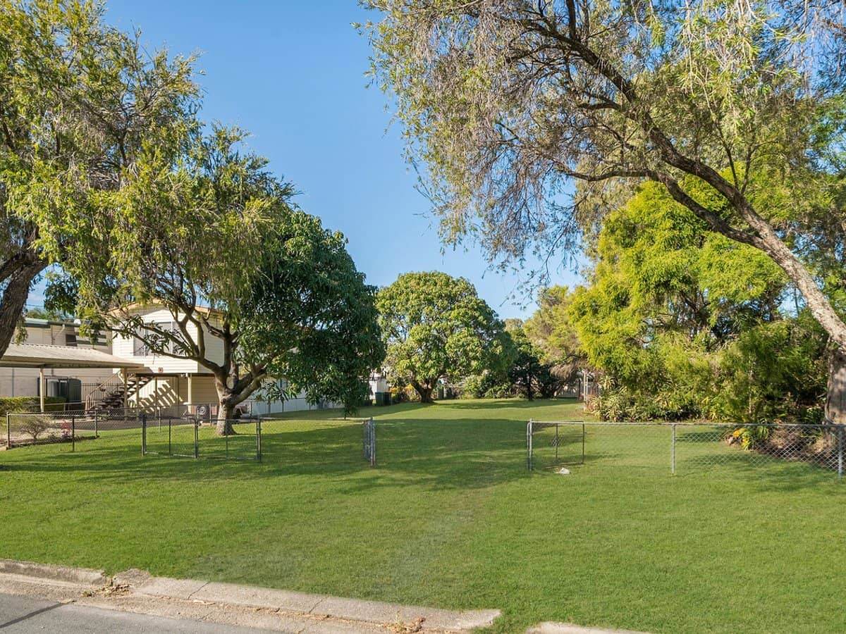 6 O'Connell Street, Redcliffe - Thumbnail 1