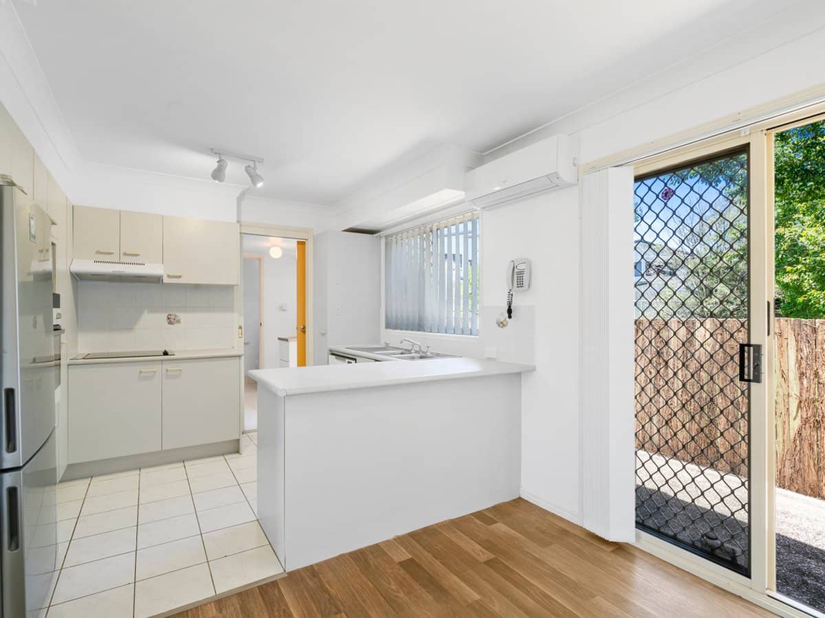 199 Kennedy Drive, TWEED HEADS WEST - Thumbnail 2