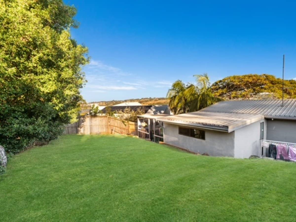 36 Broadwater Esplanade, BILAMBIL HEIGHTS - Thumbnail 18