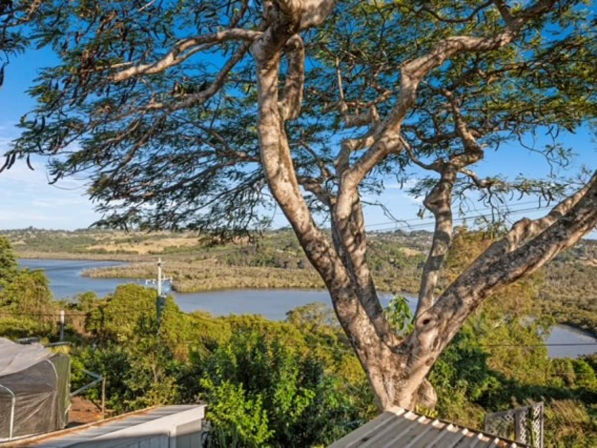 36 Broadwater Esplanade, BILAMBIL HEIGHTS - Thumbnail 20