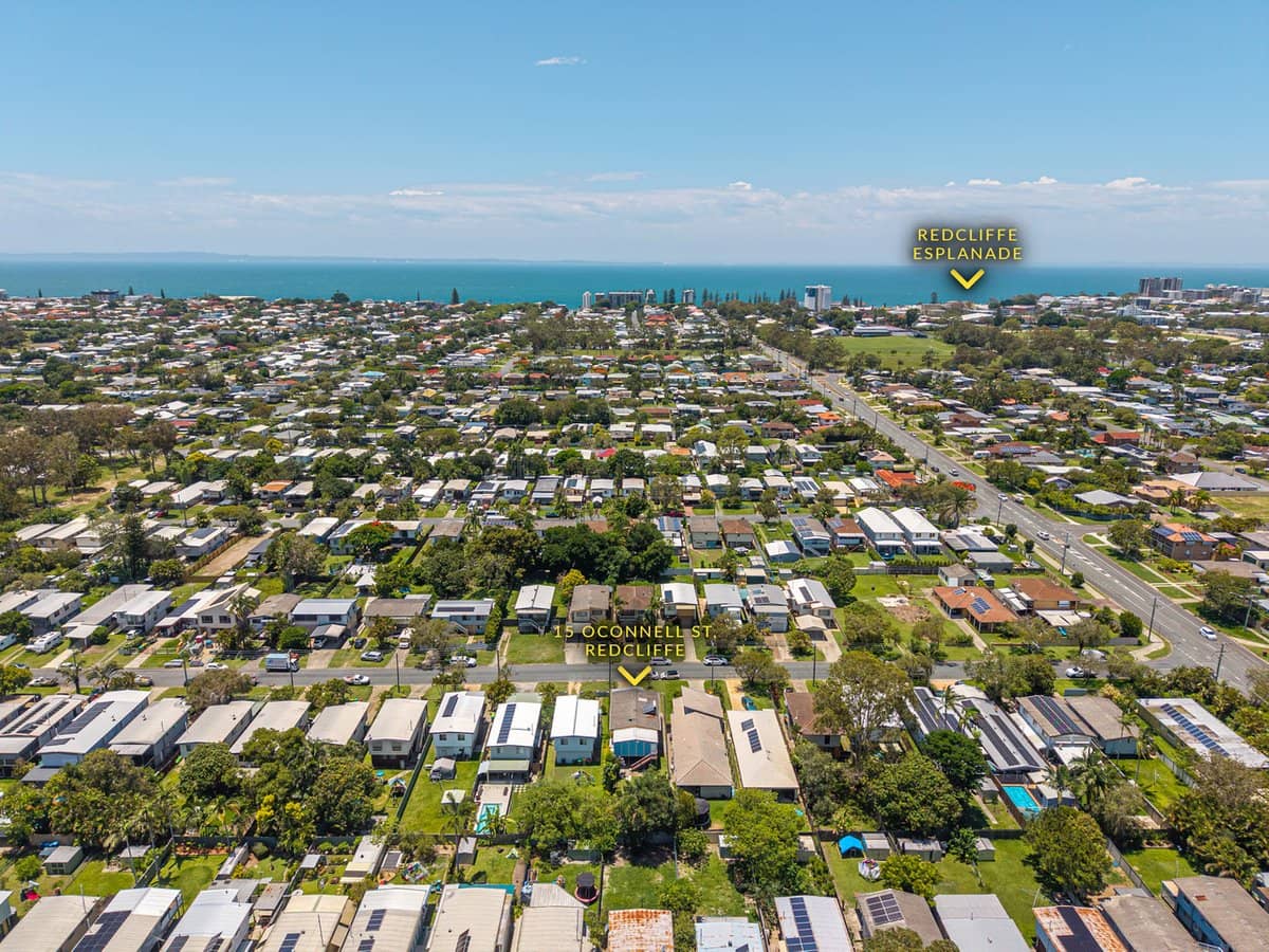 15 O'Connell Street, REDCLIFFE - Thumbnail 2