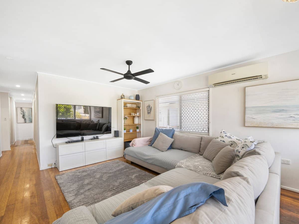 15 O'Connell Street, REDCLIFFE - Thumbnail 4