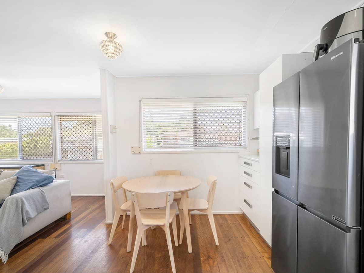 15 O'Connell Street, REDCLIFFE - Thumbnail 5