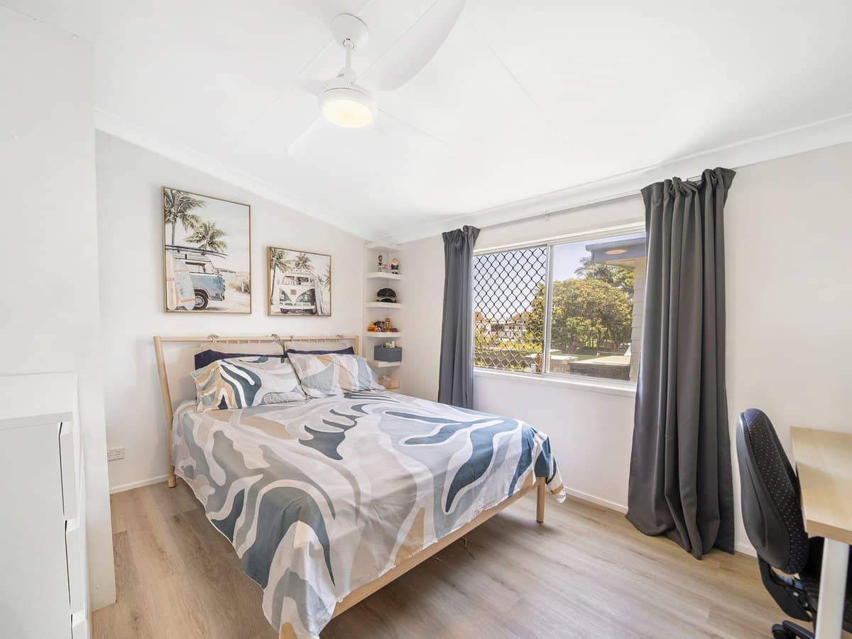 15 O'Connell Street, REDCLIFFE - Thumbnail 9