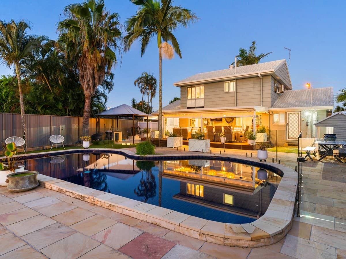 20 Bermuda St, BROADBEACH WATERS - Thumbnail 1