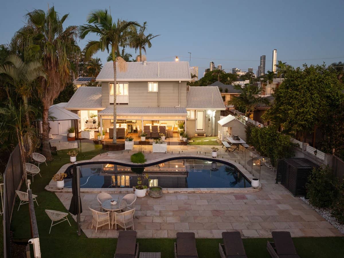 20 Bermuda St, BROADBEACH WATERS - Thumbnail 16