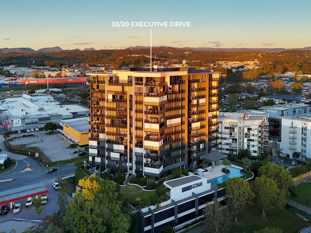 20 Executive Drive, Burleigh Waters - Thumbnail 2