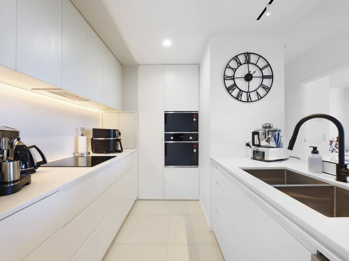 20 Executive Drive, Burleigh Waters - Thumbnail 3