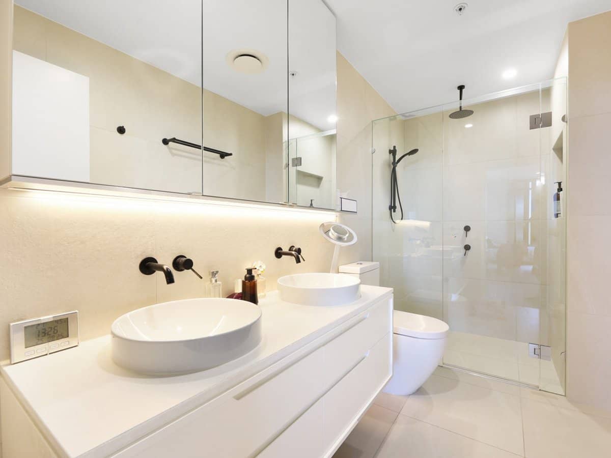 20 Executive Drive, Burleigh Waters - Thumbnail 11