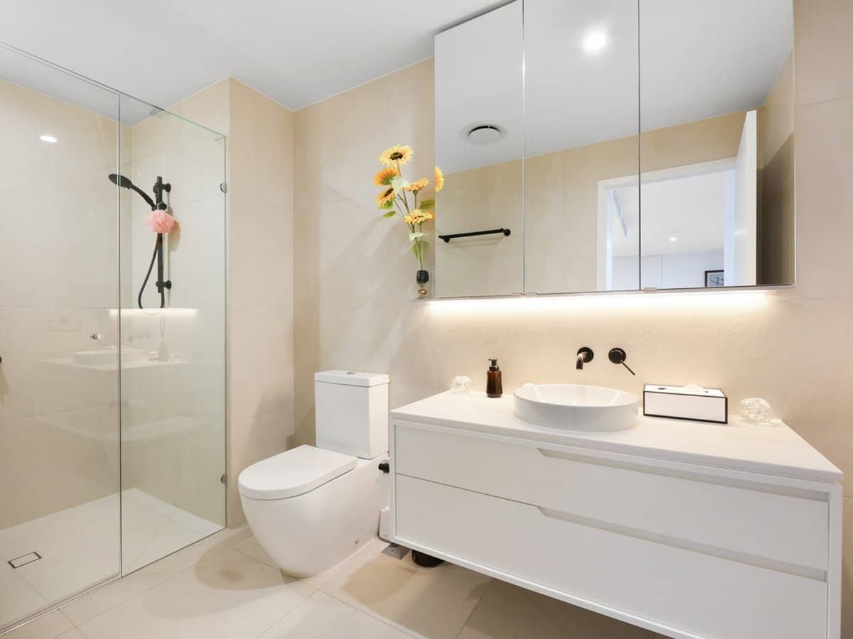 20 Executive Drive, Burleigh Waters - Thumbnail 13