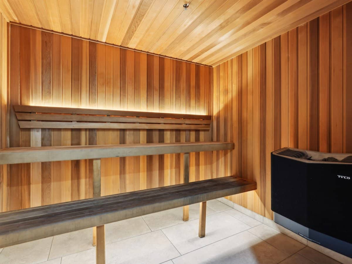 20 Executive Drive, Burleigh Waters - Thumbnail 23