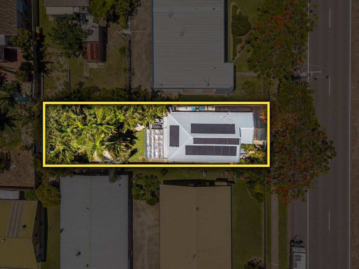 212 Oxley Avenue, MARGATE - Thumbnail 2