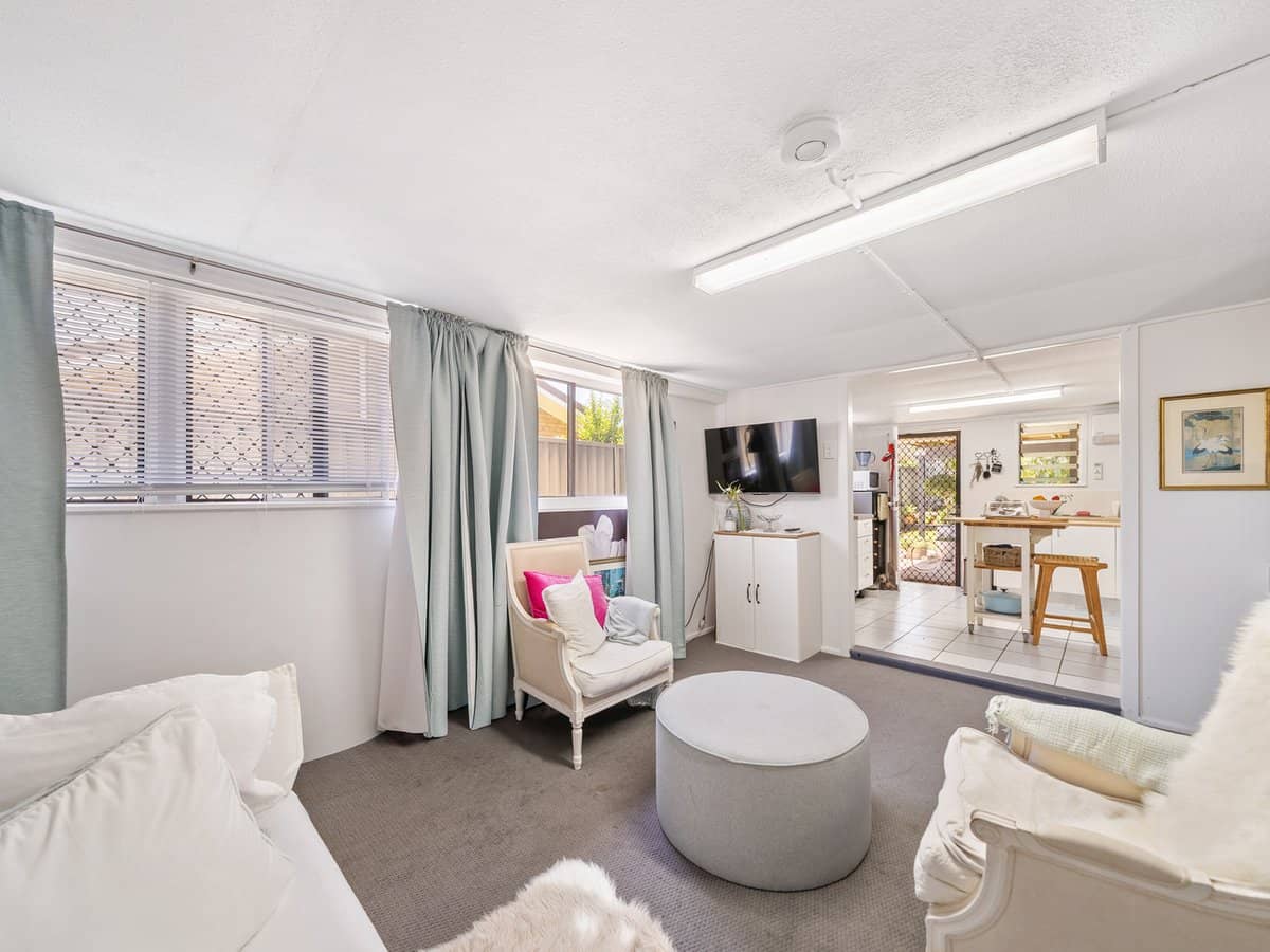 212 Oxley Avenue, MARGATE - Thumbnail 15