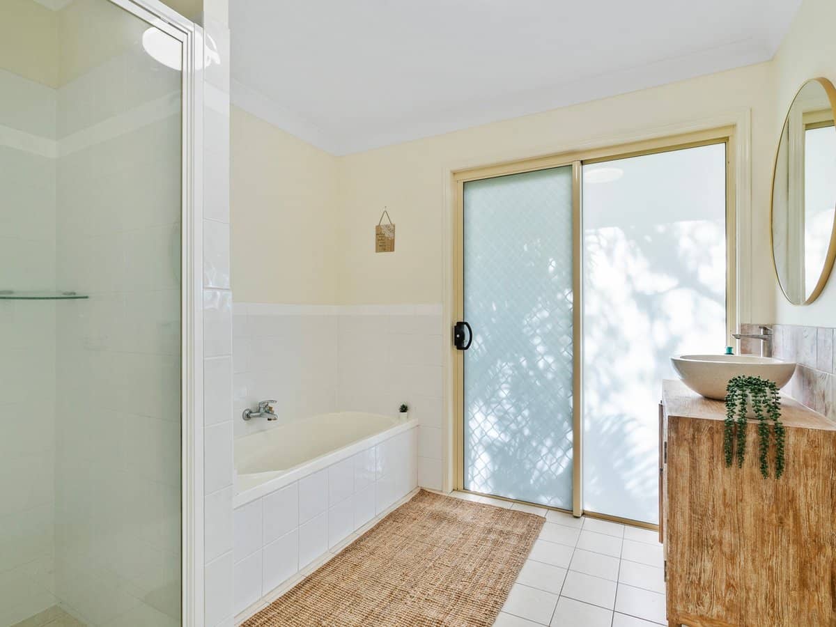 154 Kennedy Drive, TWEED HEADS WEST - Thumbnail 4