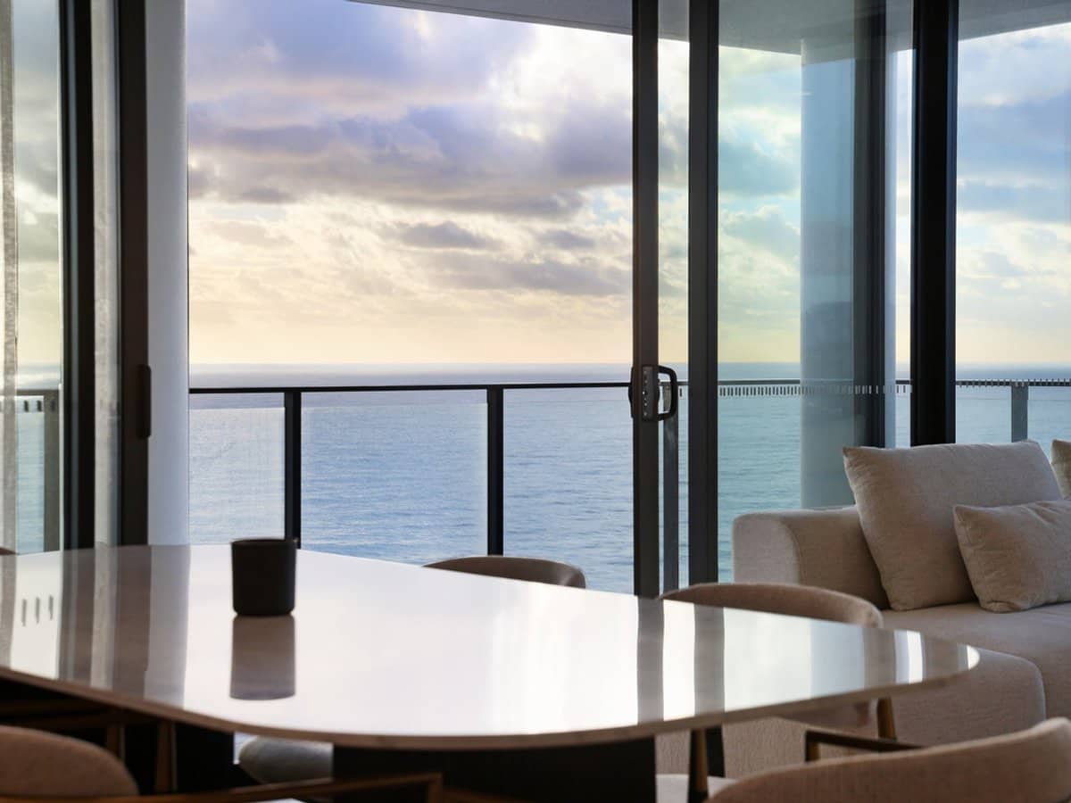 1969-1971 Gold Coast Highway, Burleigh Heads - Thumbnail 1