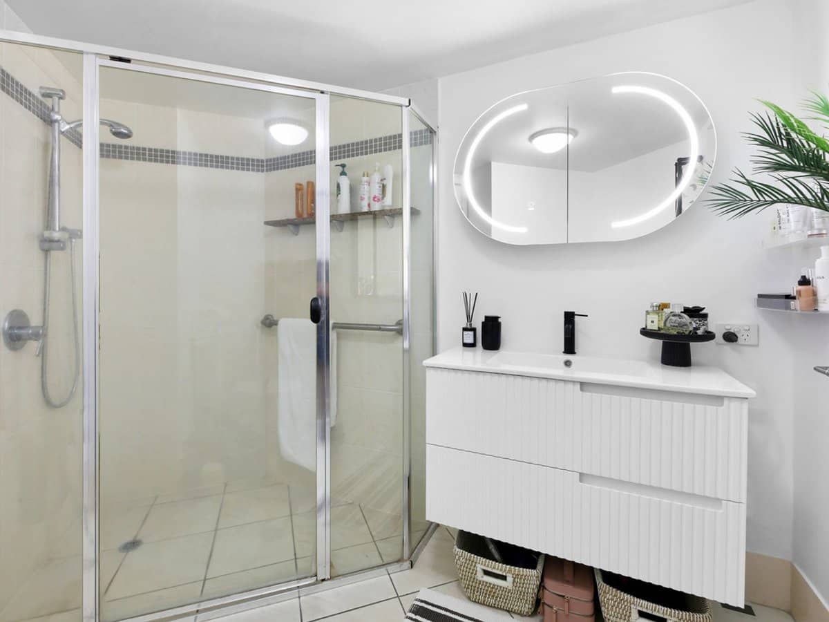 4 Park Avenue, Burleigh Heads - Thumbnail 11