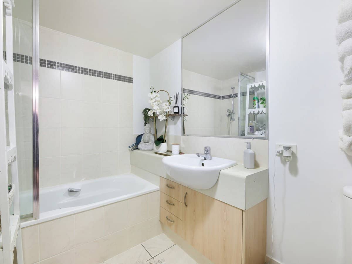 4 Park Avenue, Burleigh Heads - Thumbnail 13