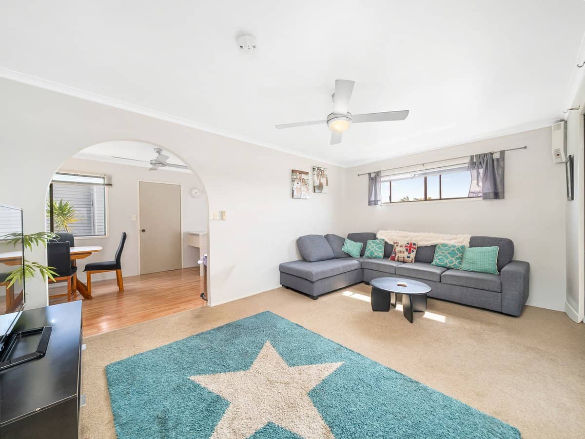 1 Hinton Street, REDCLIFFE - Thumbnail 4