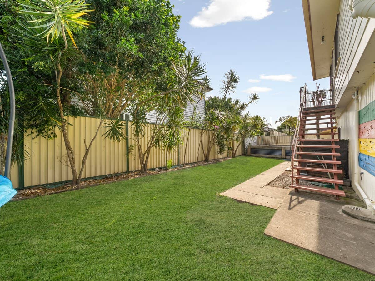 1 Hinton Street, REDCLIFFE - Thumbnail 8