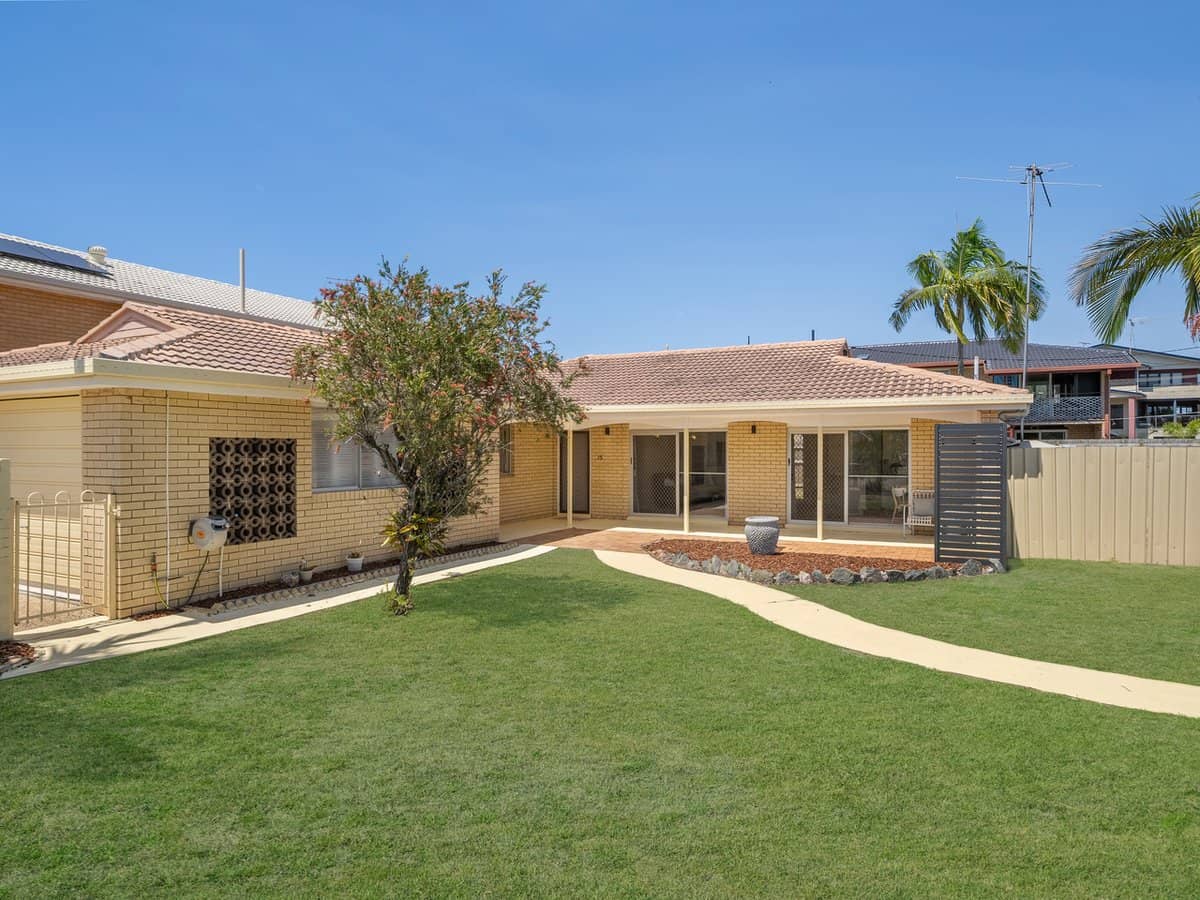 15 Thurecht Parade, SCARBOROUGH - Thumbnail 5