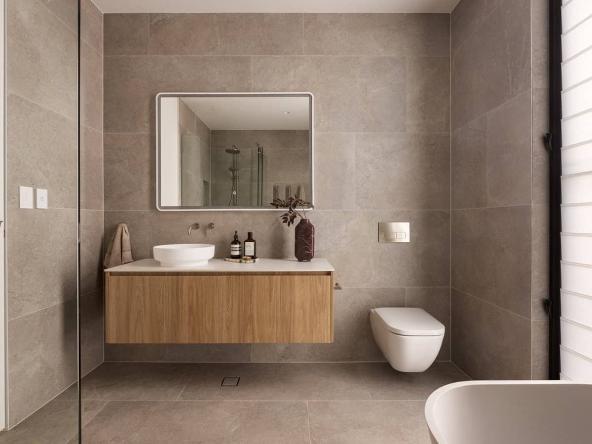 27 Manakin Avenue, Burleigh Waters - Thumbnail 20