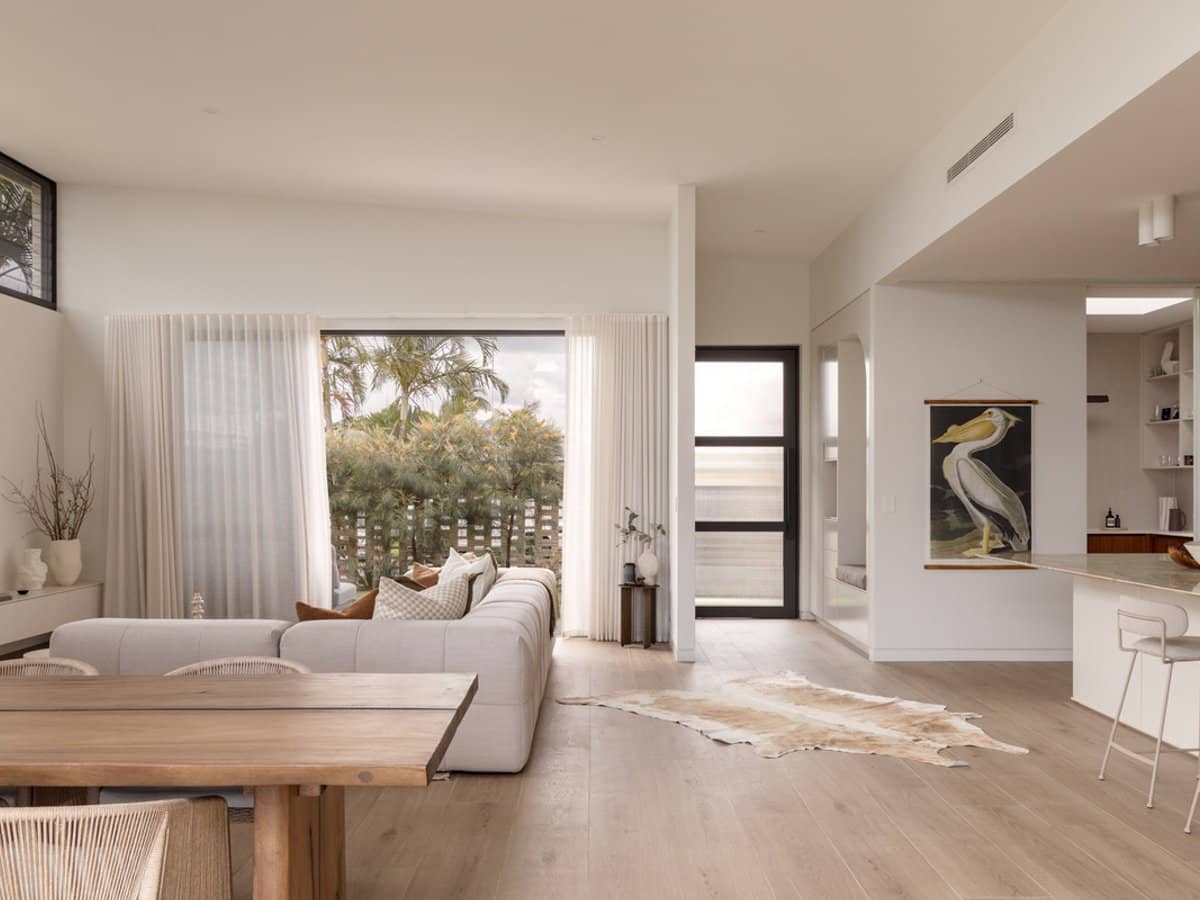 27 Manakin Avenue, Burleigh Waters - Thumbnail 3