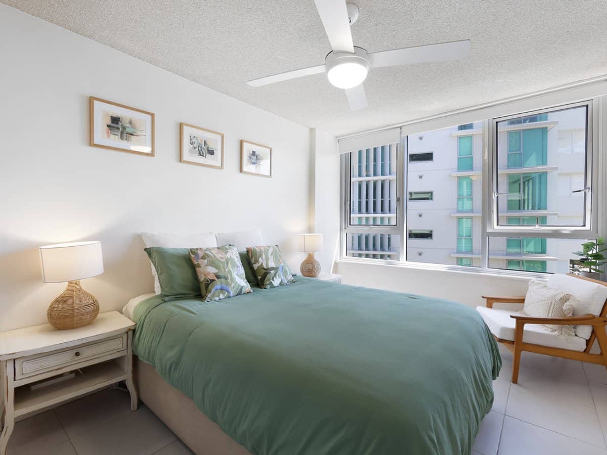 100 The Esplanade, Burleigh Heads - Thumbnail 14