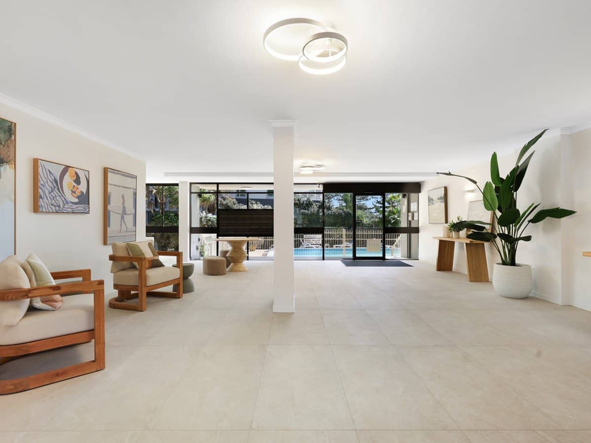 100 The Esplanade, Burleigh Heads - Thumbnail 20