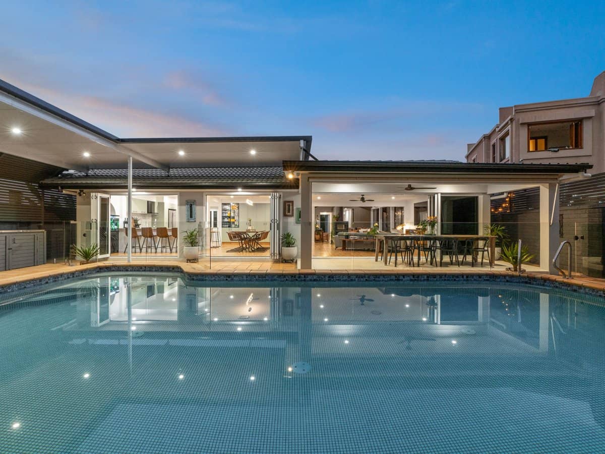 5 Fiesta Avenue, ISLE OF CAPRI - Thumbnail 2