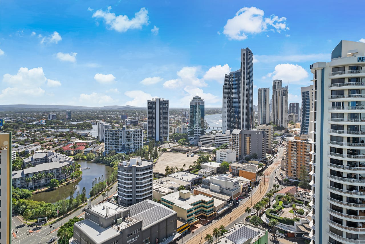 9 Hamilton Avenue, SURFERS PARADISE - Thumbnail 12